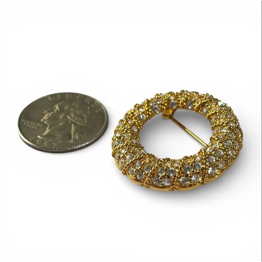 Vintage Swarovski Swan Signed Gold Tone Clear Rhinestone Circle Wreath Brooch